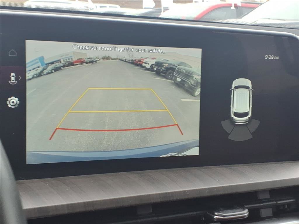 Used 2023 Kia Telluride EX w/ EX Captain's Chair Package image 13