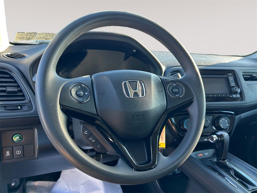 Used 2018 Honda HR-V LX image 12