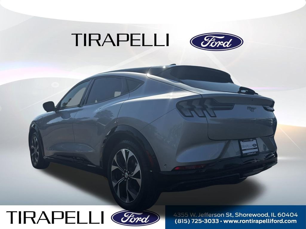 Used 2021 Ford Mustang Mach-E Premium image 5
