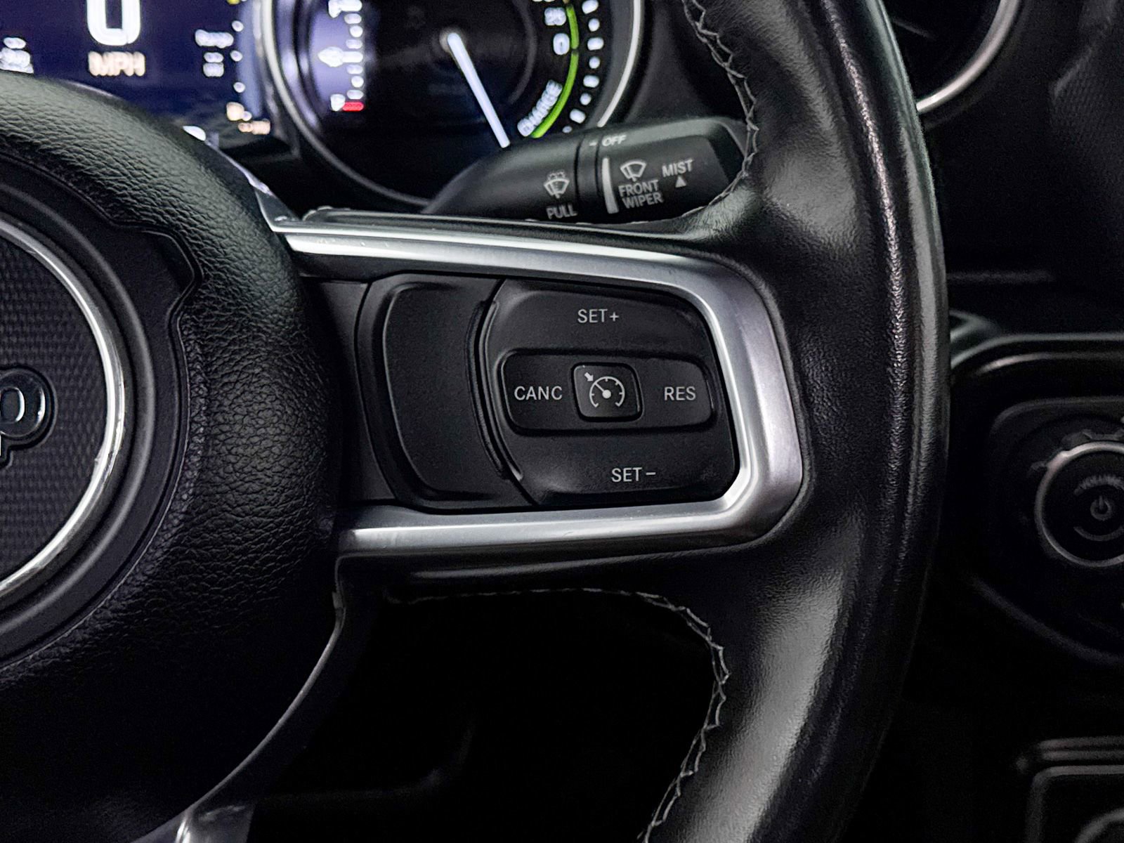 Used 2022 Jeep Wrangler Unlimited Sahara image 33