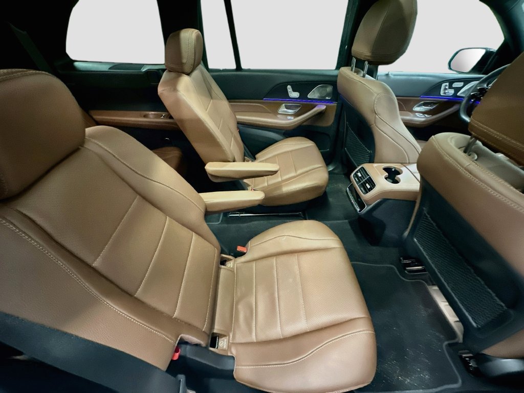 Used 2024 Mercedes-Benz GLS 450 4MATIC image 29