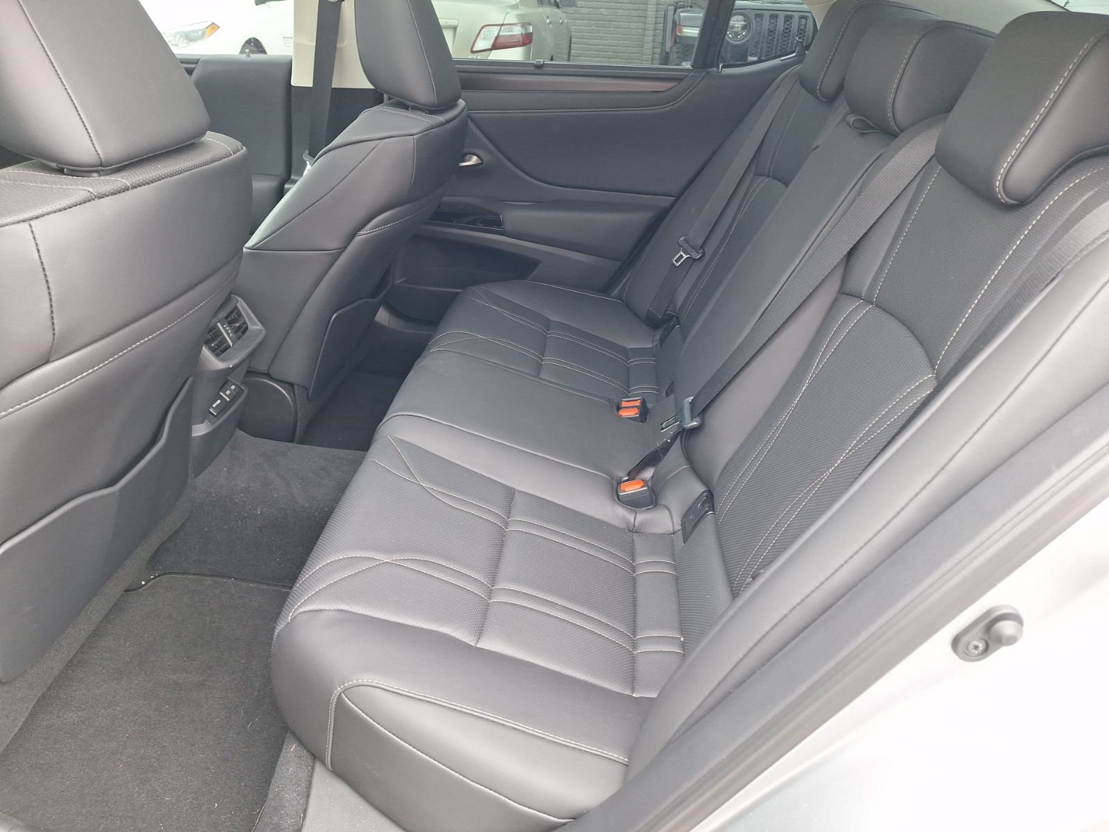 Used 2025 Lexus ES 350 Ultra Luxury FWD image 29
