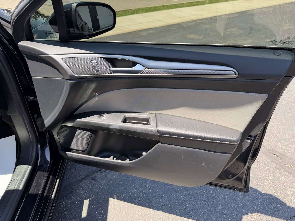 Used 2019 Ford Fusion S FWD image 20
