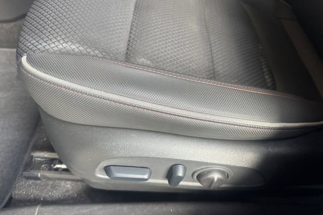 Used 2023 Chevrolet TrailBlazer RS w/ Convenience Package image 13