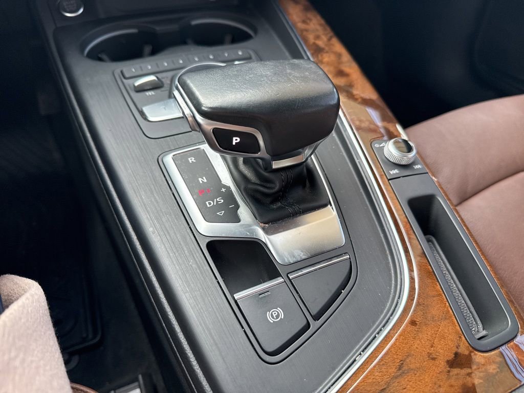 Used 2017 Audi A4 2.0T Premium w/ Audi MMI Navigation Plus image 19