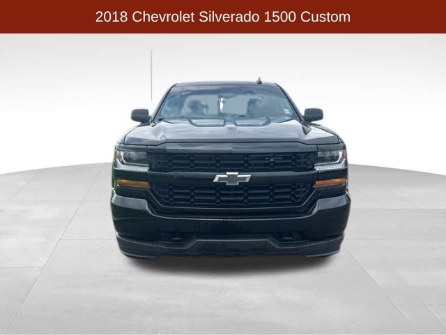 Used 2018 Chevrolet Silverado 1500 Custom w/ Custom Value Package image 2