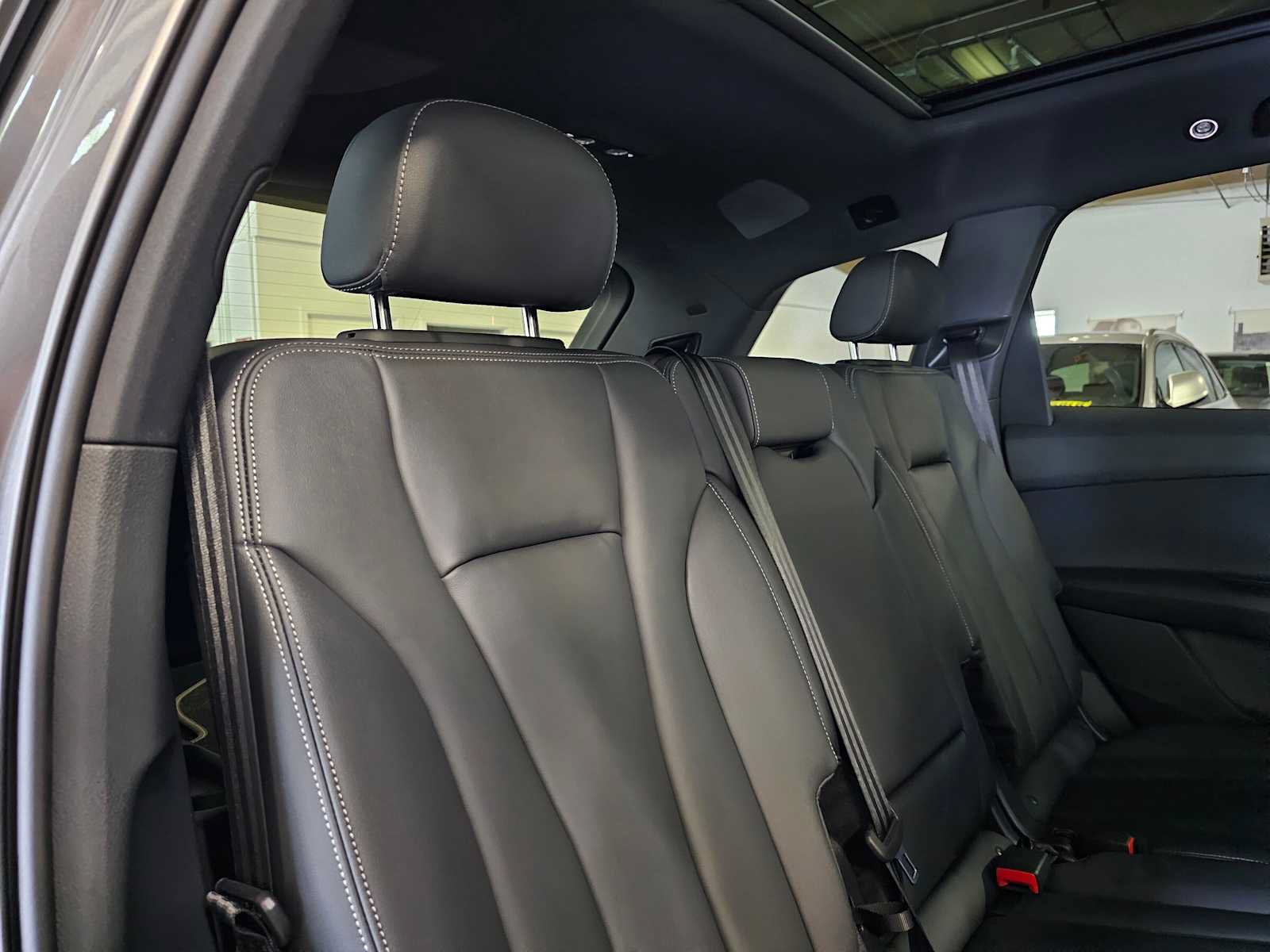 New 2026 Audi Q7 2.0T Premium AWD/4WD image 13