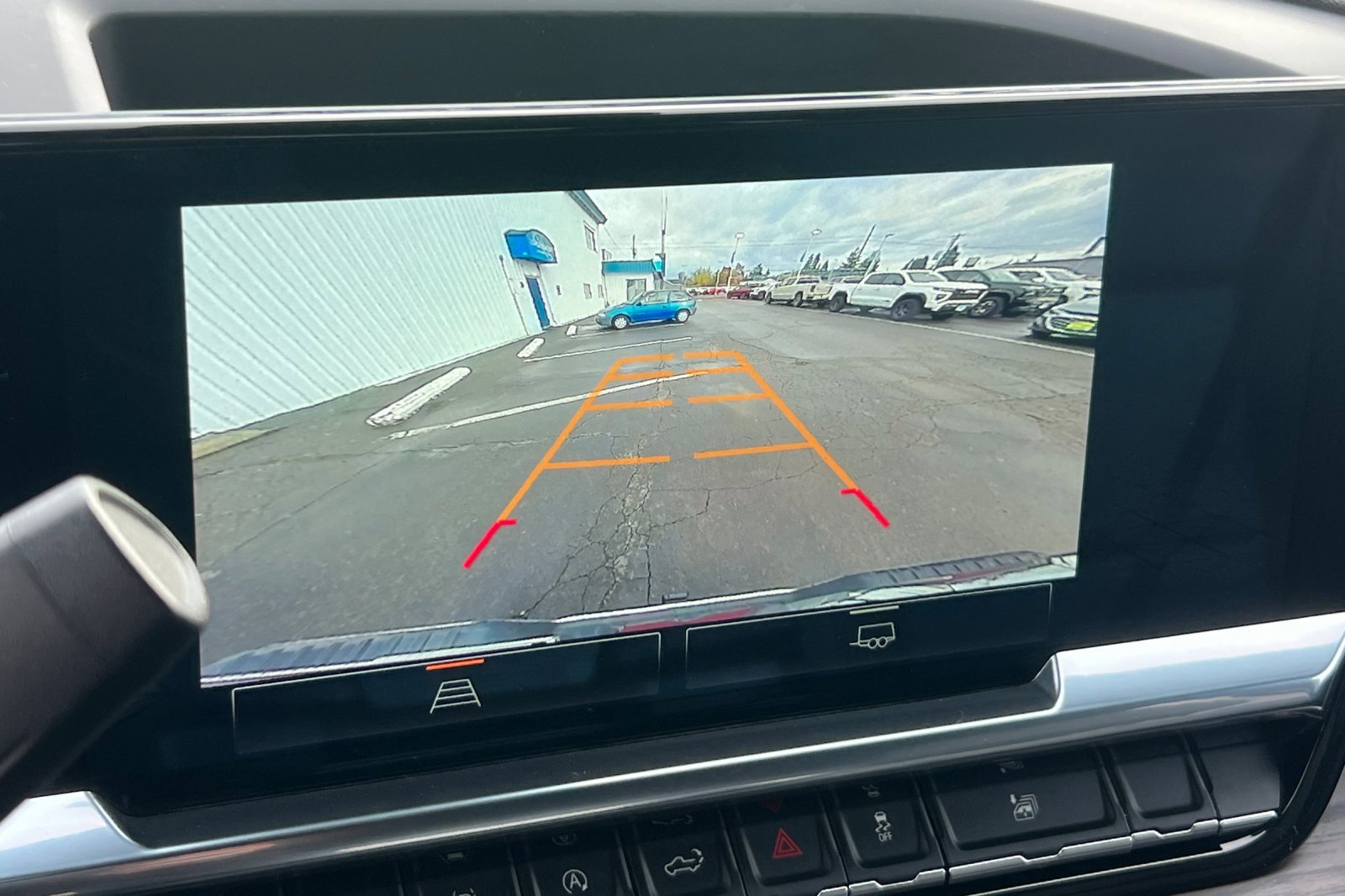 Used 2024 GMC Sierra 1500 SLT image 15