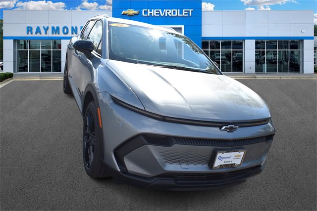 New 2026 Chevrolet Equinox EV LT w/ LPO, Blackout Package image 10