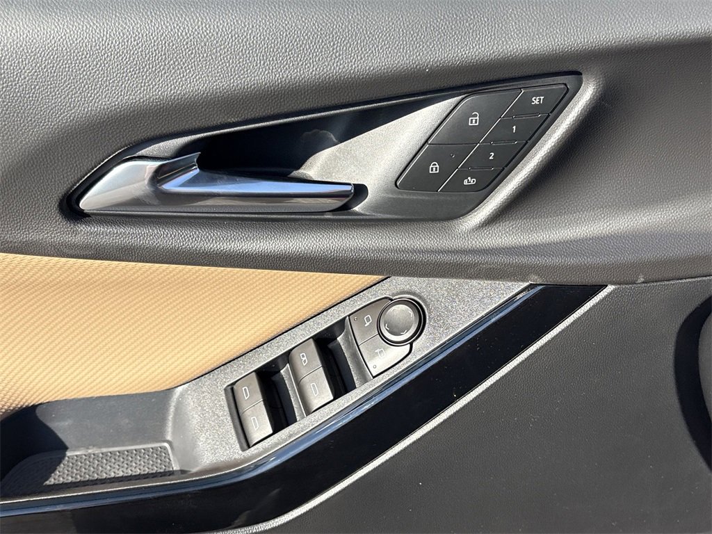 New 2026 Chevrolet Equinox ACTIV w/ Convenience Package III image 15