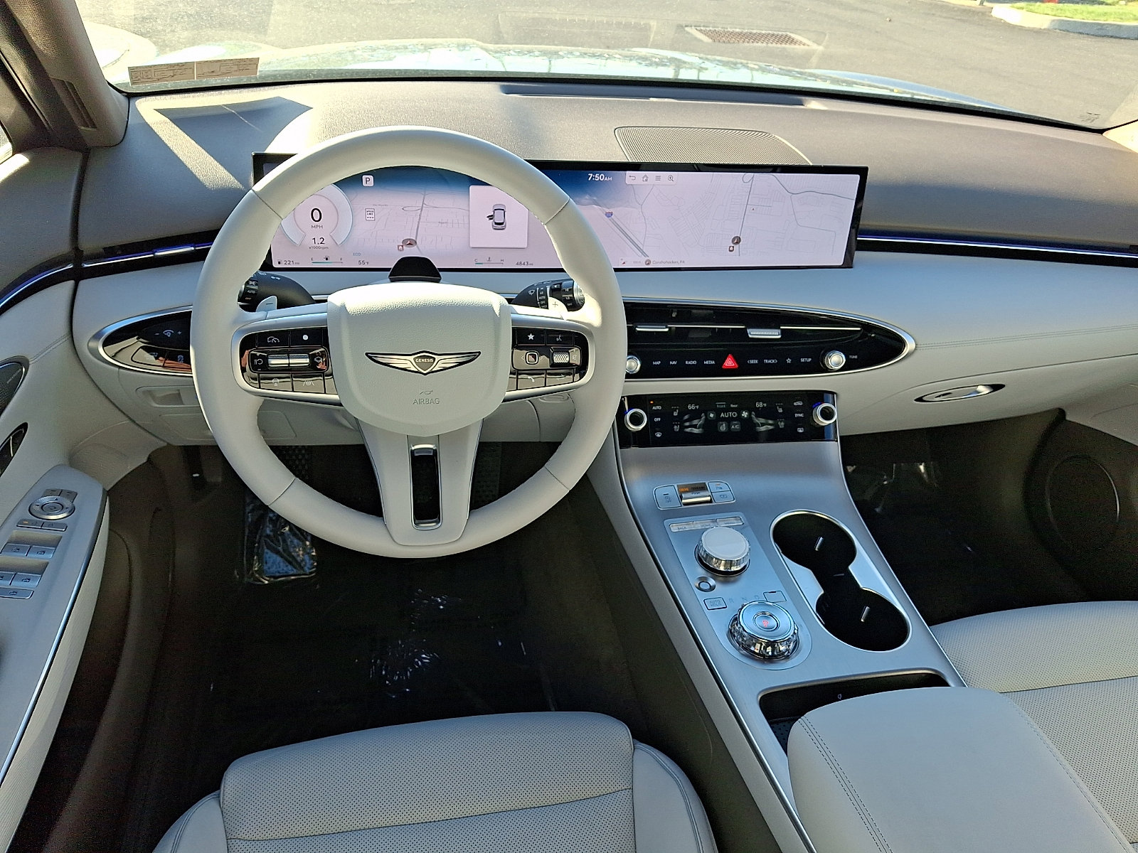 Certified 2026 Genesis GV70 2.5T Advanced AWD/4WD image 11