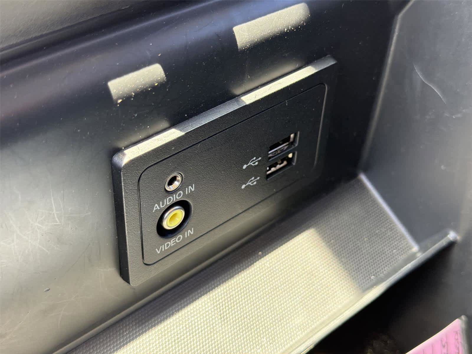 Used 2018 Nissan Pathfinder S FWD image 39