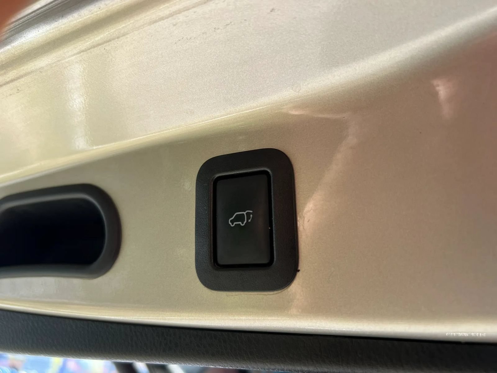 Used 2015 Toyota Highlander XLE FWD image 23