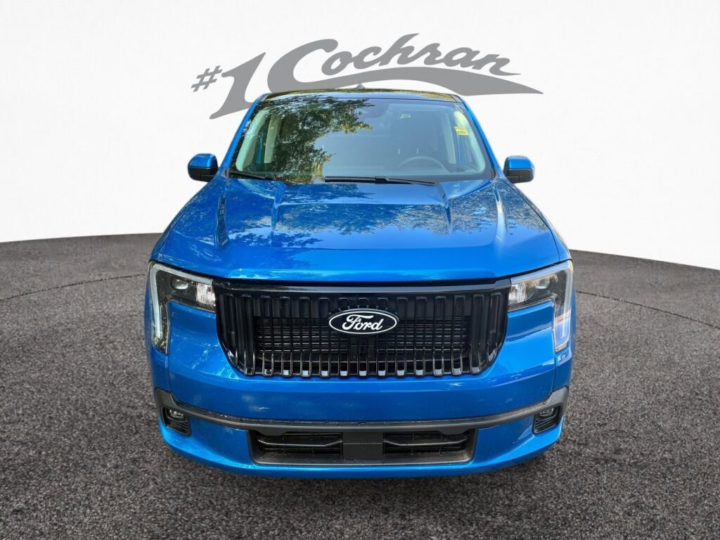 New 2025 Ford Maverick Lobo image 2