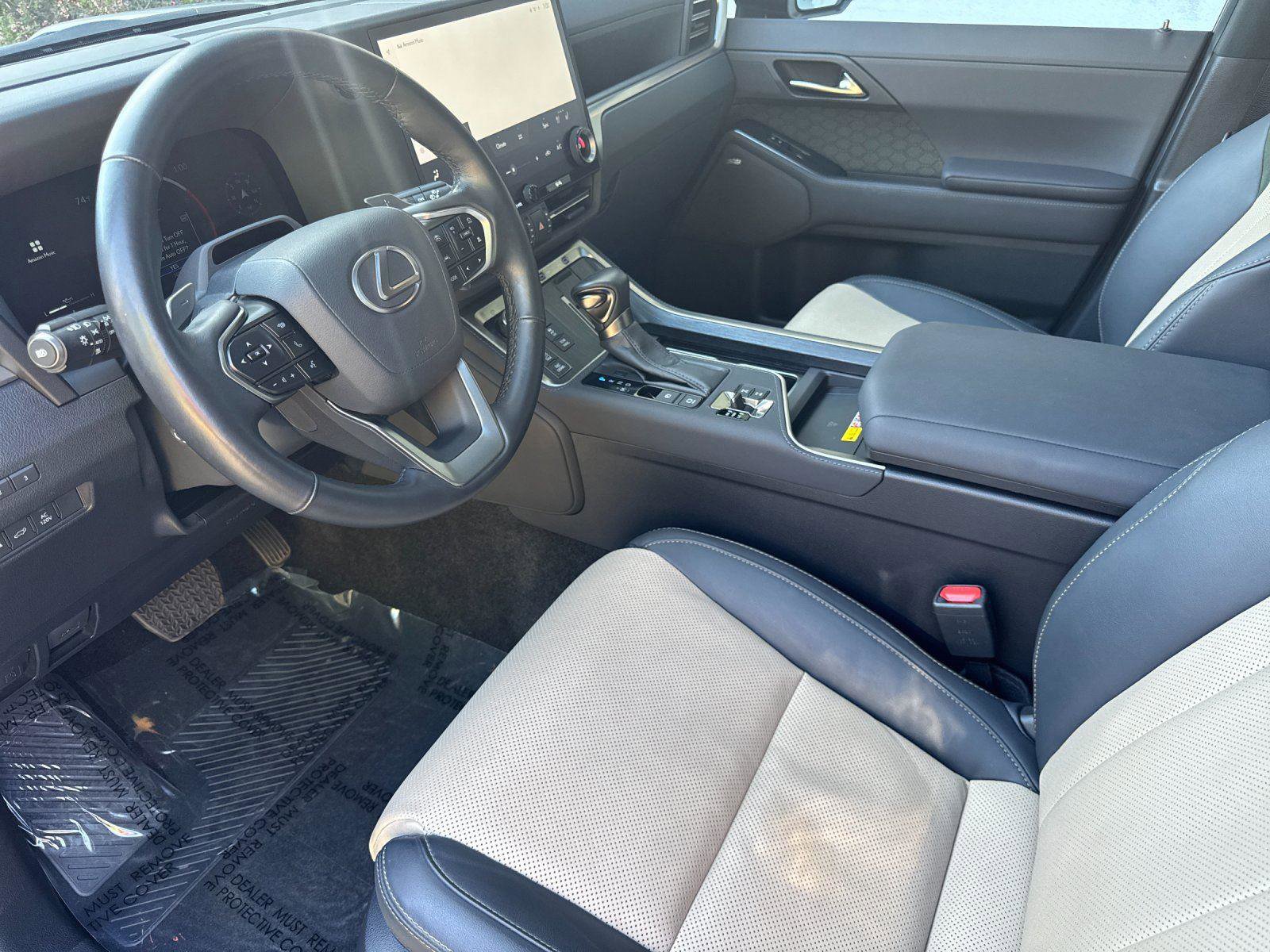 Used 2024 Lexus GX 550 image 9