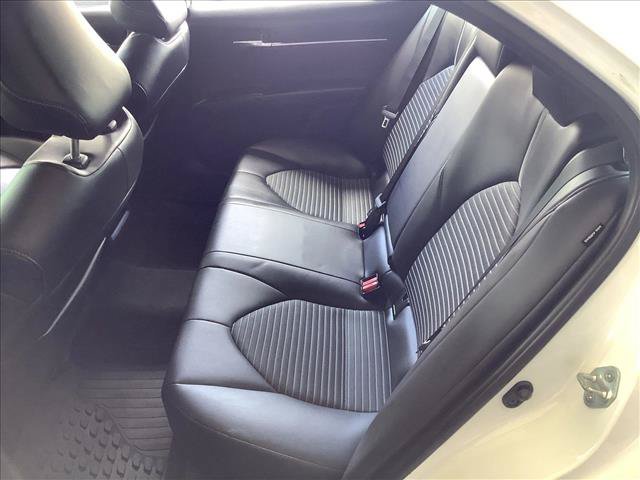 Used 2023 Toyota Camry SE FWD image 16