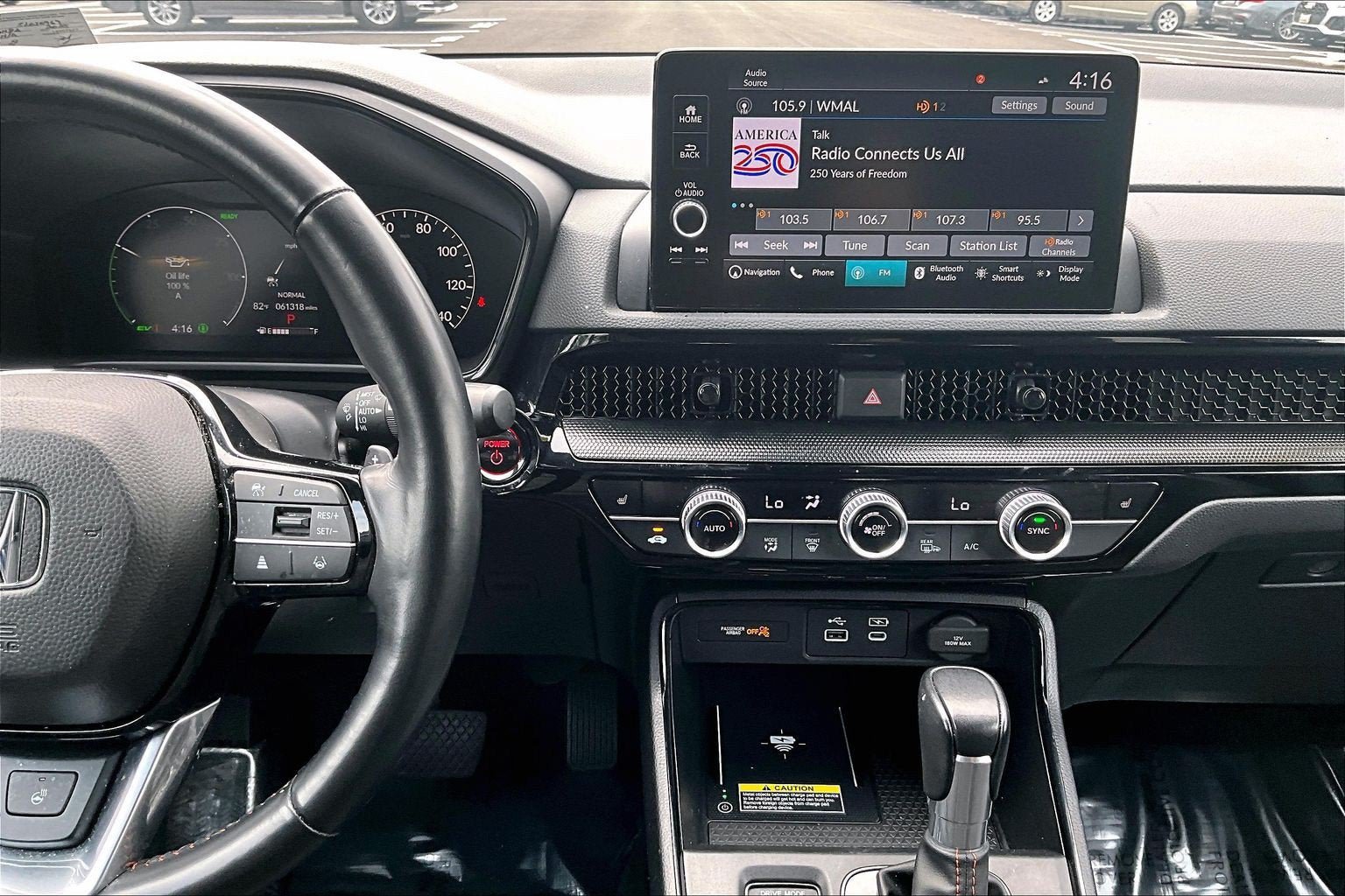 Used 2025 Honda CR-V Sport Touring image 6