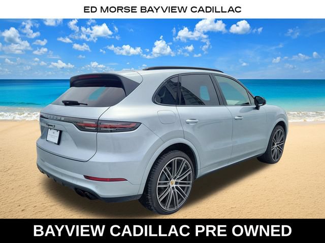 Used 2022 Porsche Cayenne S AWD/4WD image 5