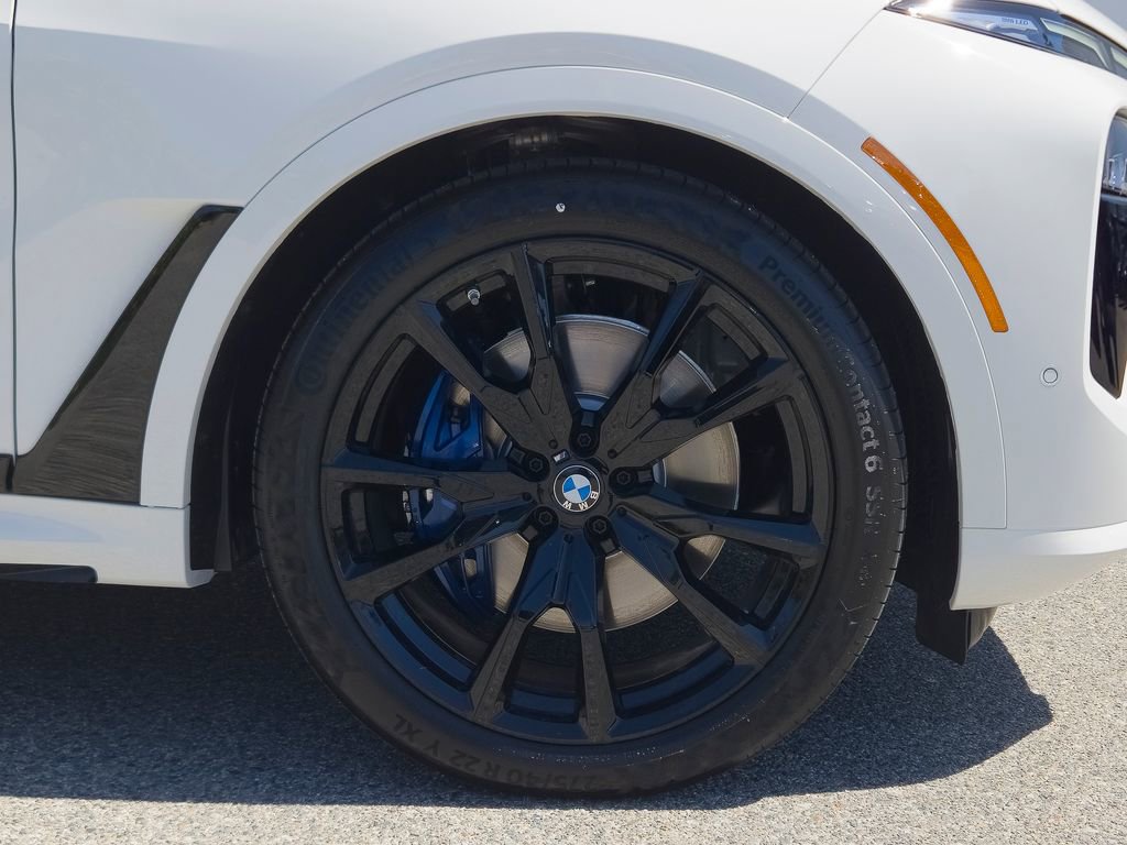 New 2026 BMW X7 M60i image 6