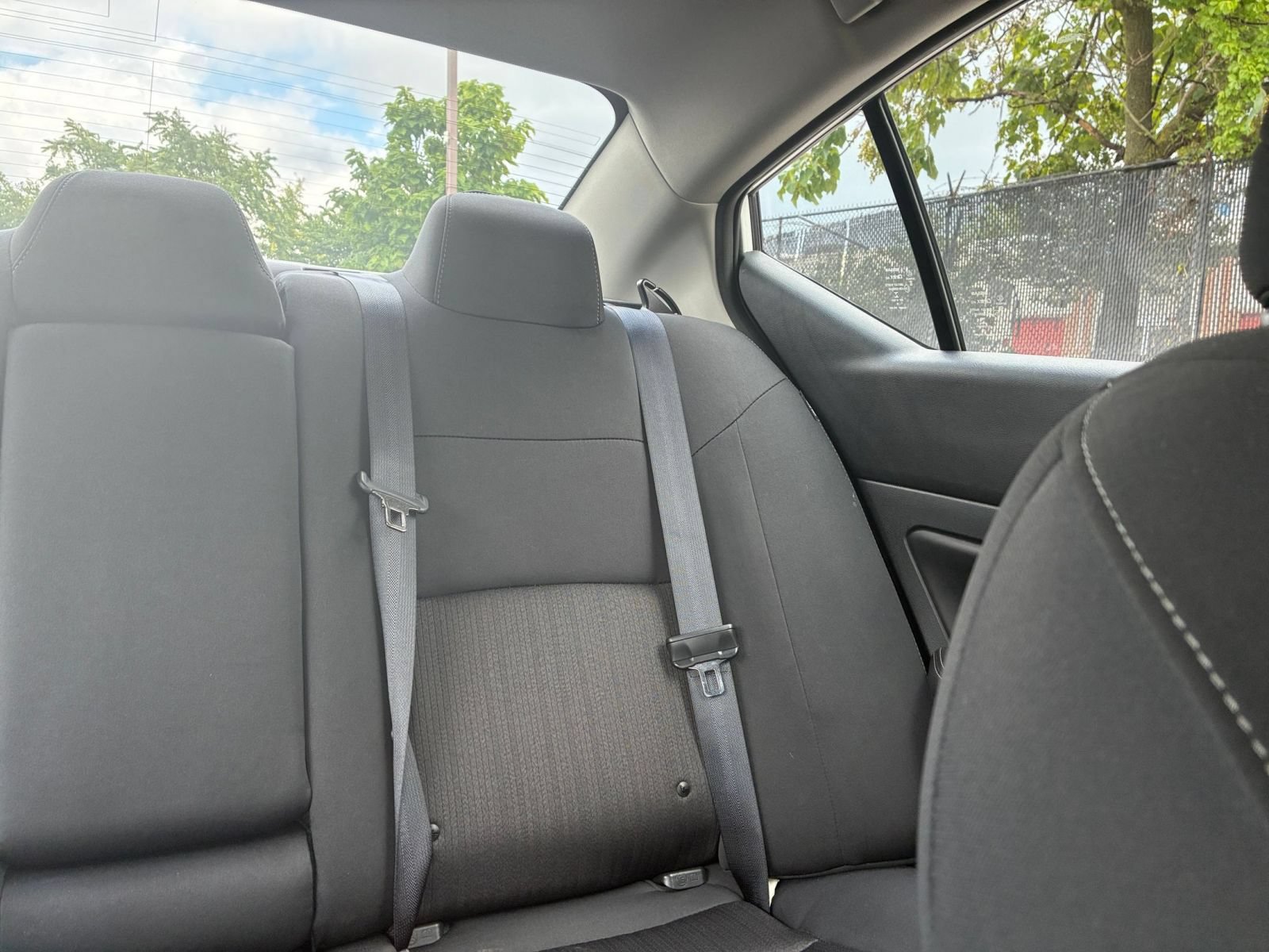 Used 2025 Nissan Altima 2.5 SV FWD image 27