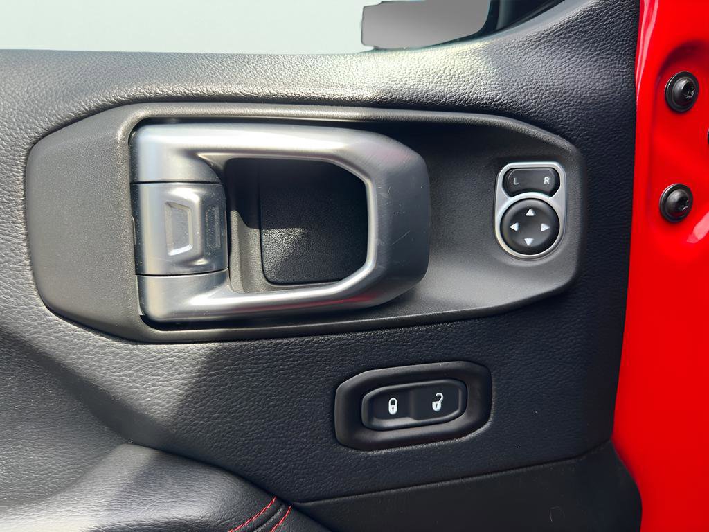 Used 2018 Jeep Wrangler Unlimited Rubicon image 27