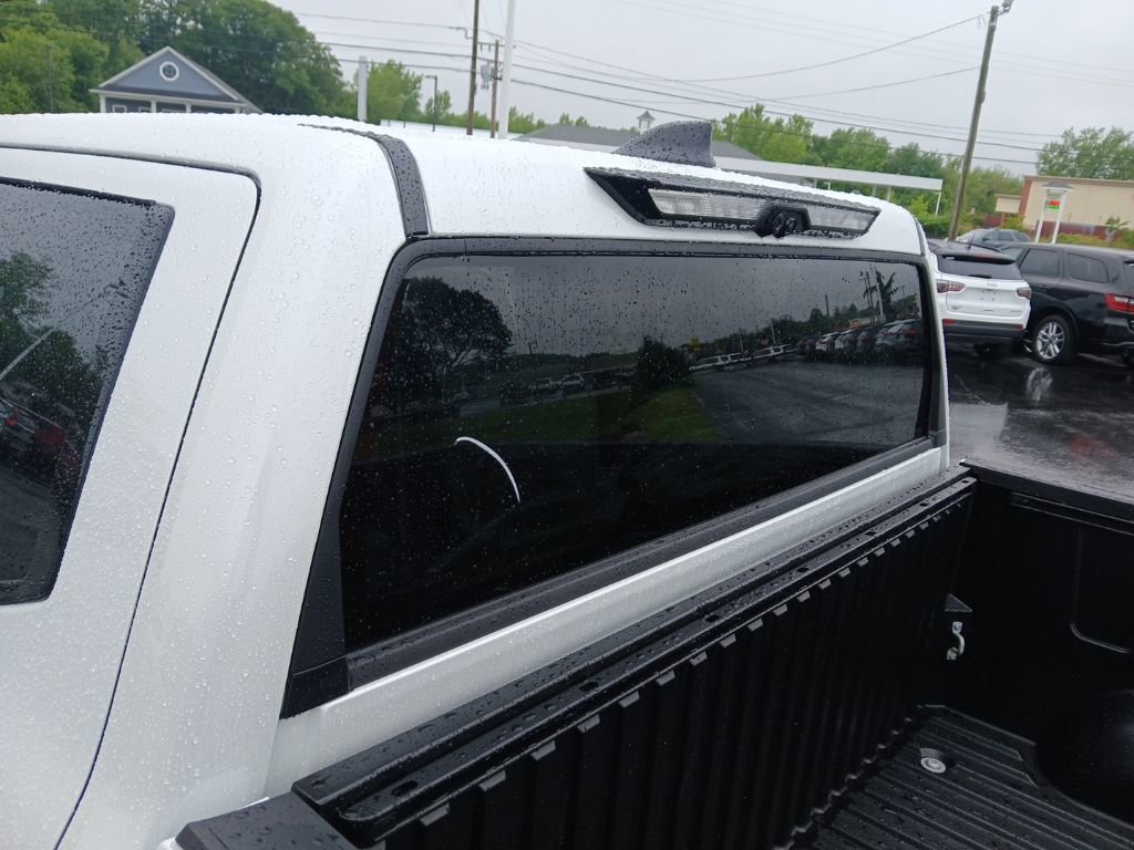 New 2025 Toyota Tundra Platinum image 3