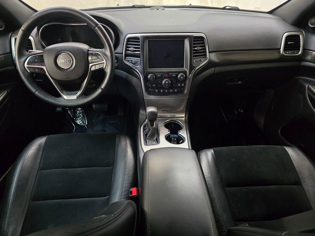 Used 2018 Jeep Grand Cherokee Altitude image 18