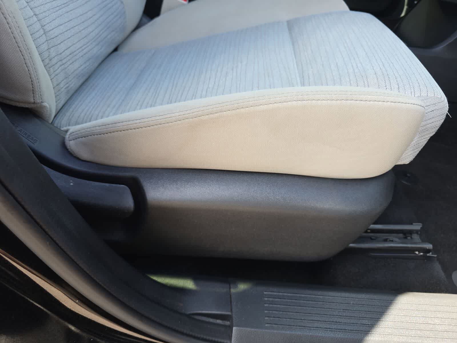 Used 2023 Nissan Rogue SV FWD image 12