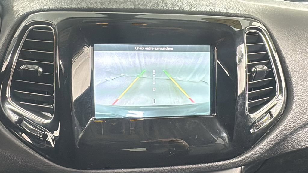 Used 2021 Jeep Compass Latitude image 25