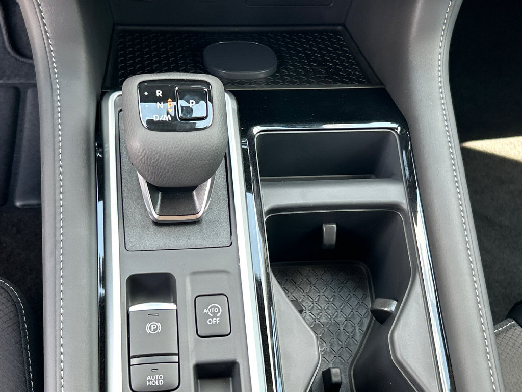 New 2026 Nissan Pathfinder SL FWD image 24