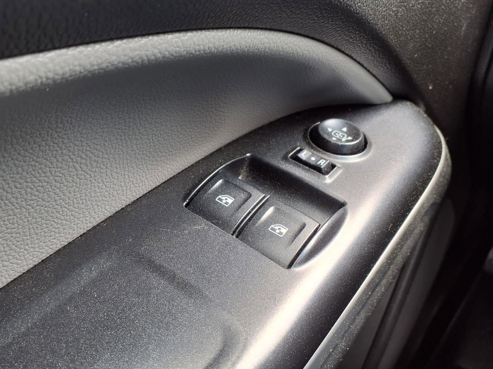 Used 2016 Chevrolet Colorado LT w/ LT Convenience Package image 14