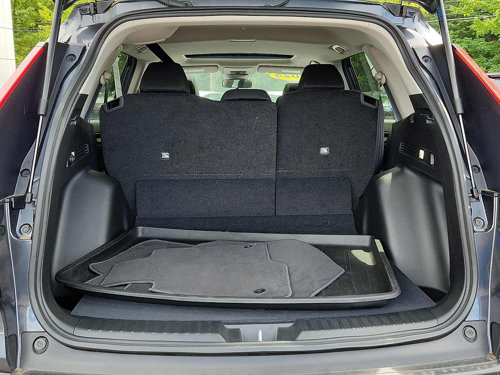 Used 2025 Honda CR-V EX image 29