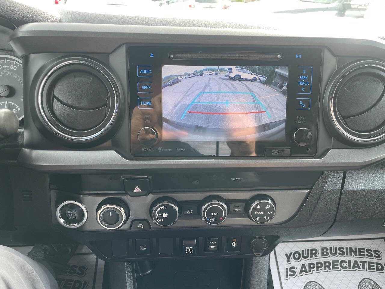 Used 2019 Toyota Tacoma TRD Sport AWD/4WD image 25