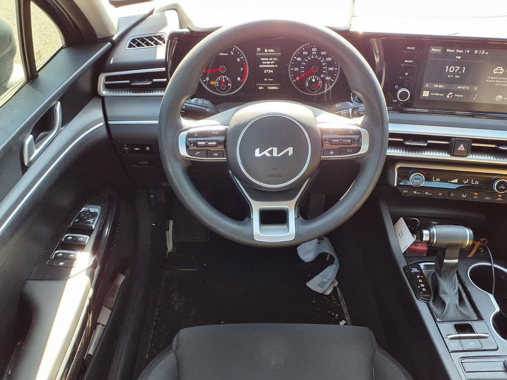 Used 2022 Kia K5 LXS FWD image 8
