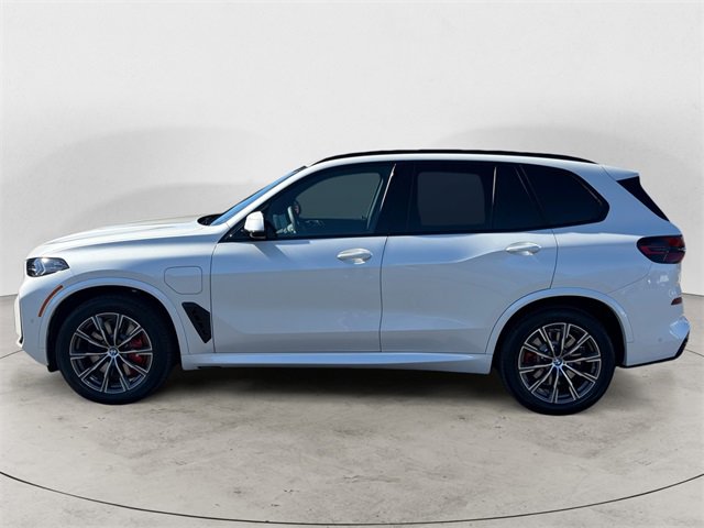 New 2026 BMW X5 xDrive50e w/ M Sport Package image 4