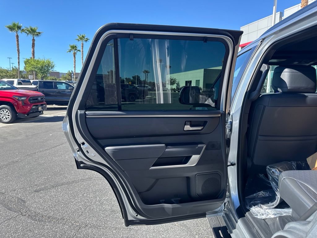 New 2026 Toyota Sequoia Platinum w/ TRD Off-Road Package AWD/4WD image 9