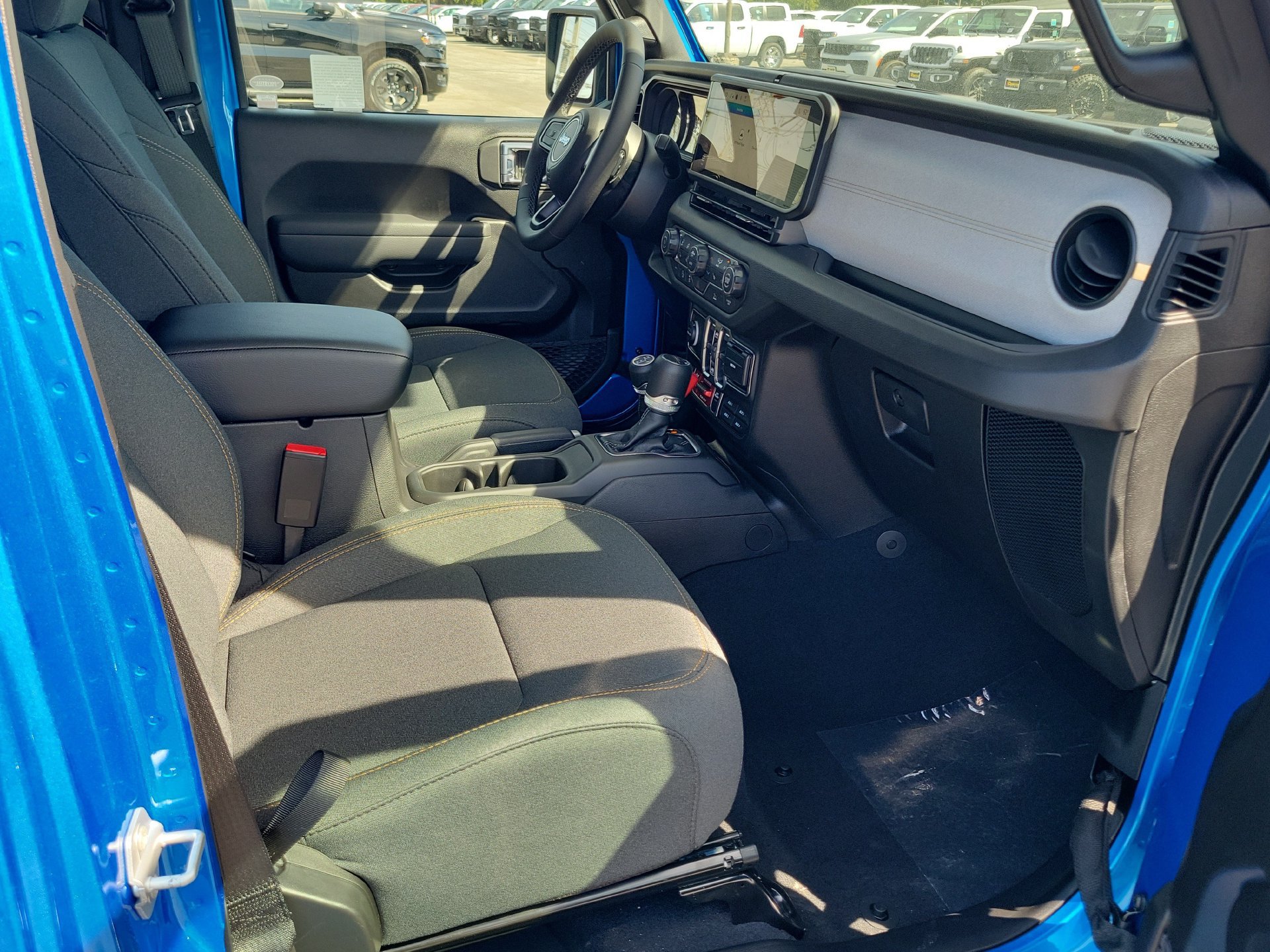 New 2026 Jeep Gladiator Sport AWD/4WD image 12