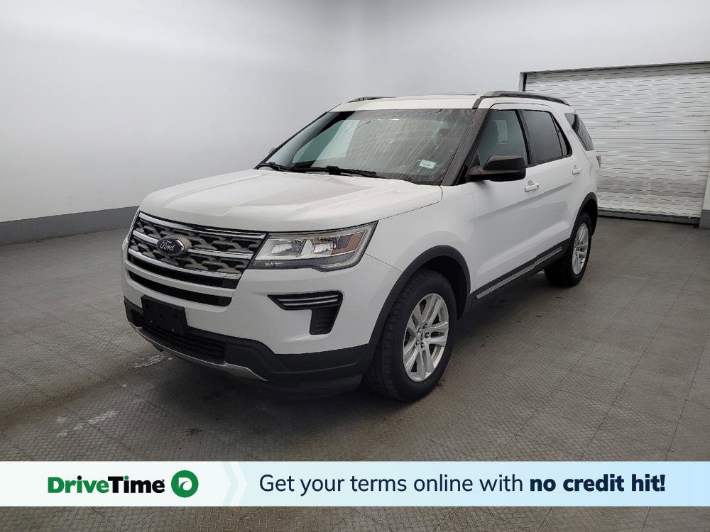 Used 2018 Ford Explorer XLT image 1