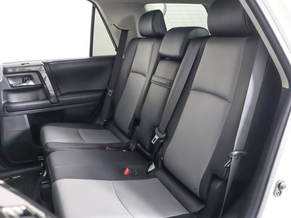 Used 2019 Toyota 4Runner SR5 Premium AWD/4WD image 31