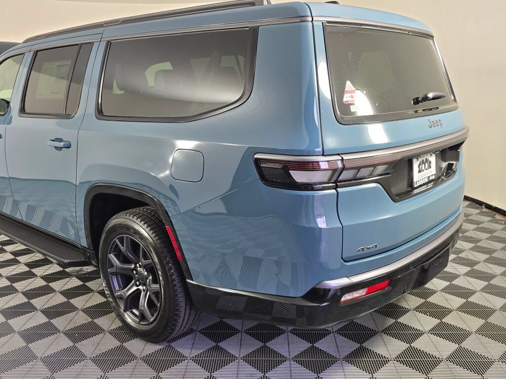 New 2026 Jeep Grand Wagoneer L Limited w/ Rear Seat Video Group I AWD/4WD image 13