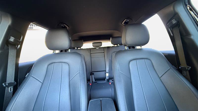 Used 2024 Mercedes-Benz EQB 250+ image 23