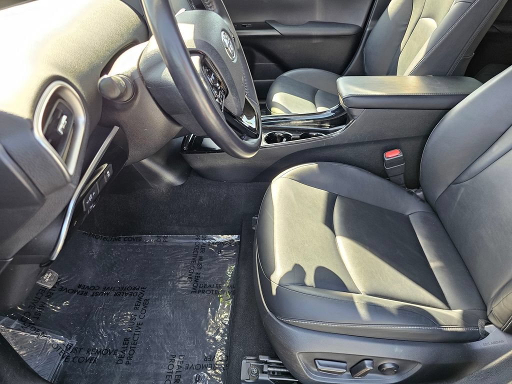 Used 2022 Toyota Prius Prime XLE FWD image 23