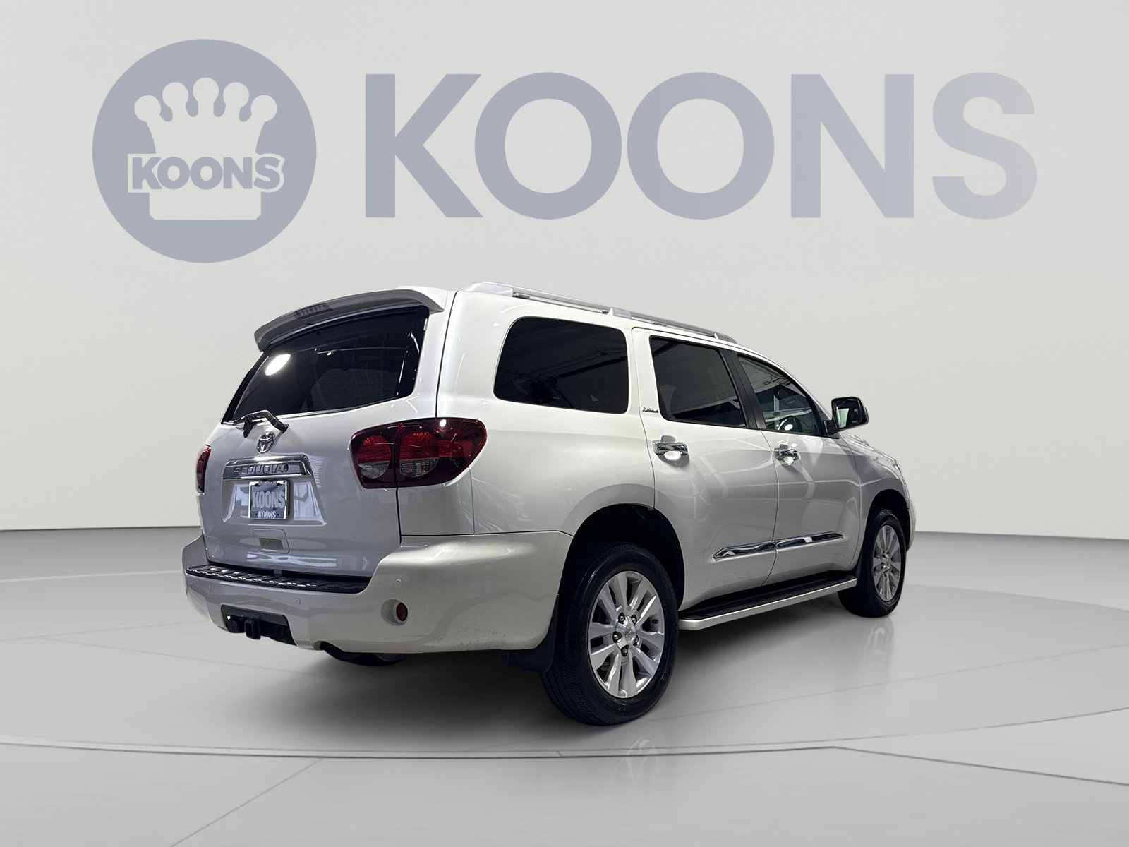Used 2018 Toyota Sequoia Platinum RWD image 18