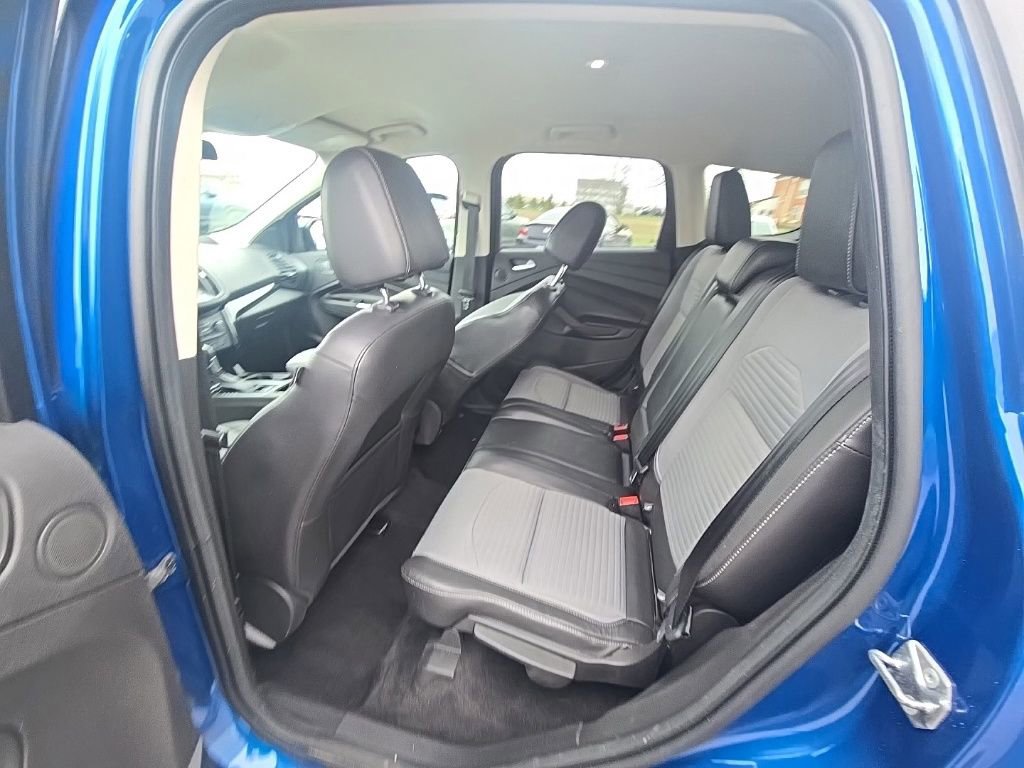 Used 2017 Ford Escape SE w/ Equipment Group 201A image 26