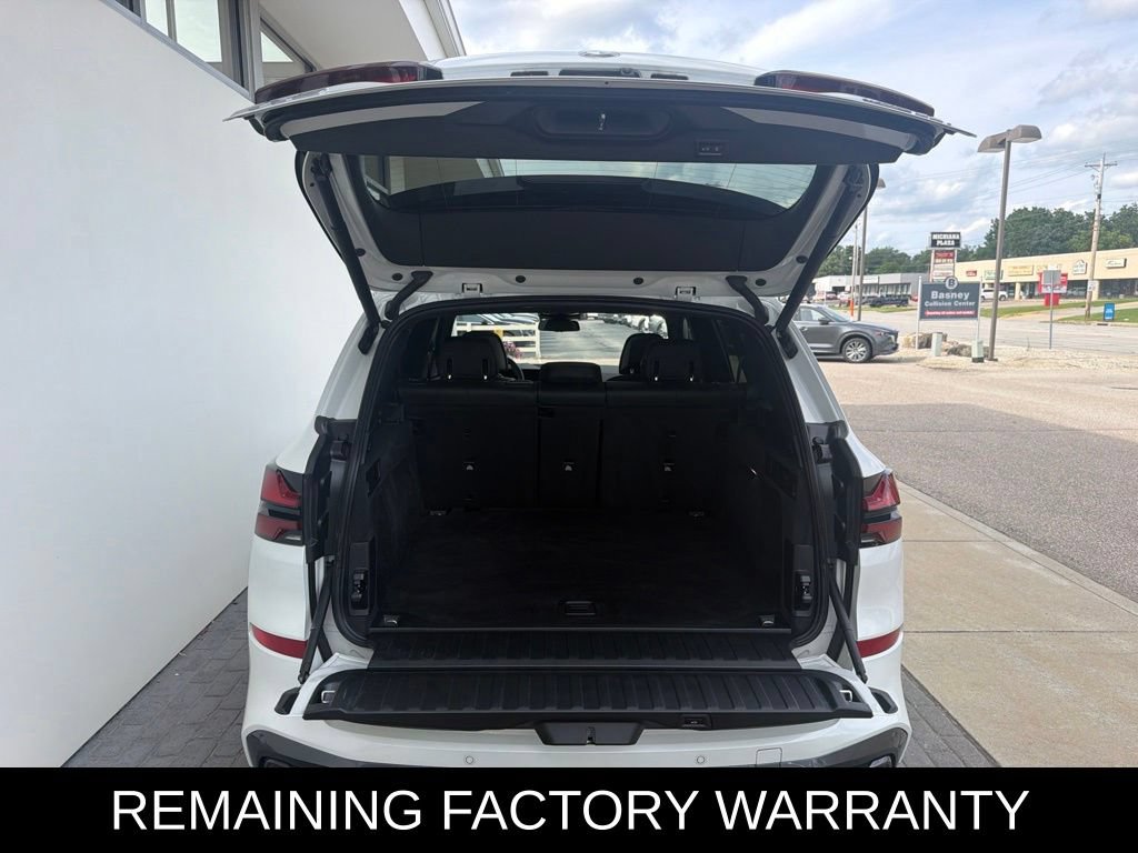 Used 2025 BMW X5 xDrive40i w/ Executive Package AWD/4WD image 8
