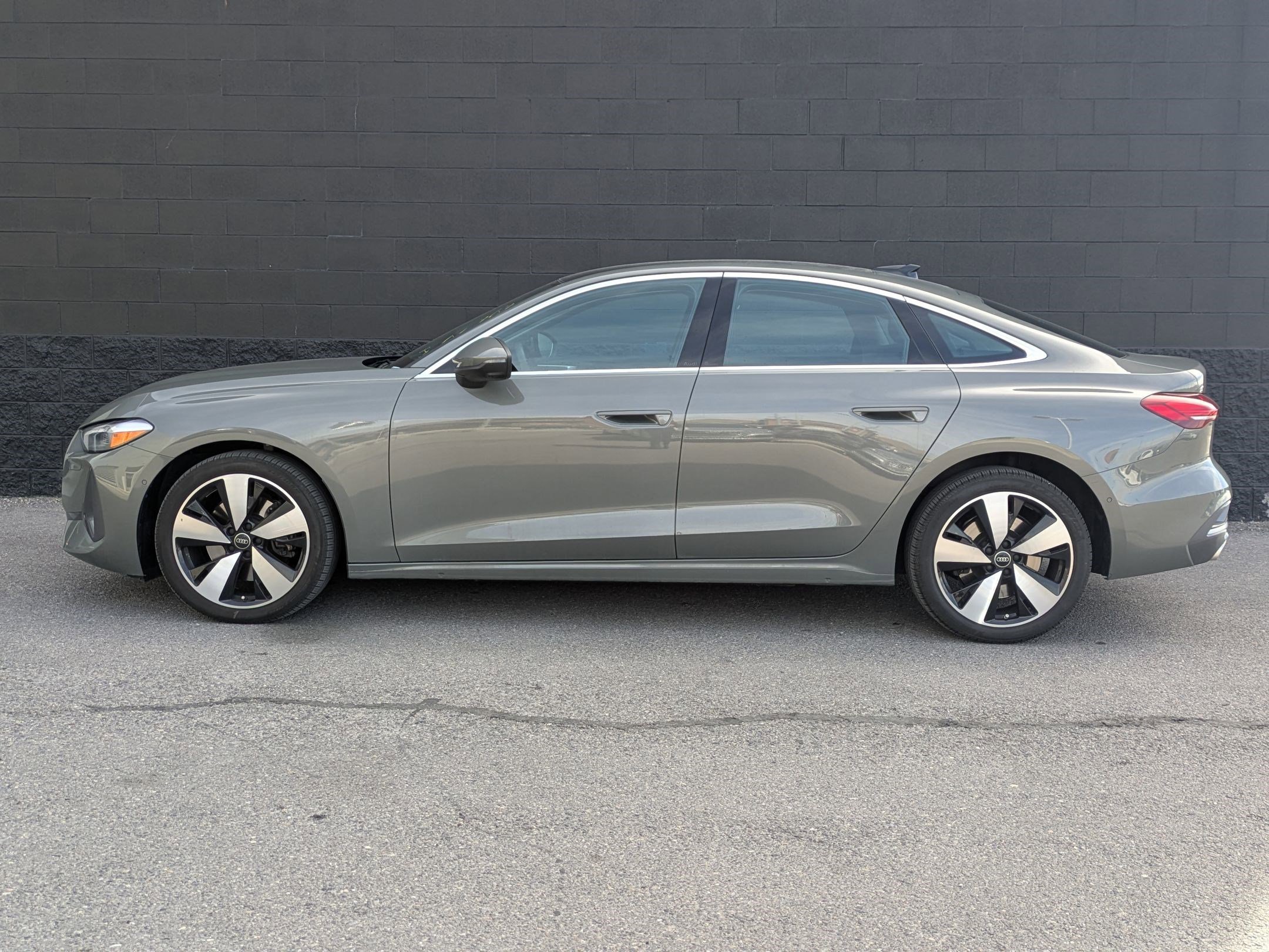 Certified 2025 Audi A5 2.0T Premium w/ Convenience Package image 9