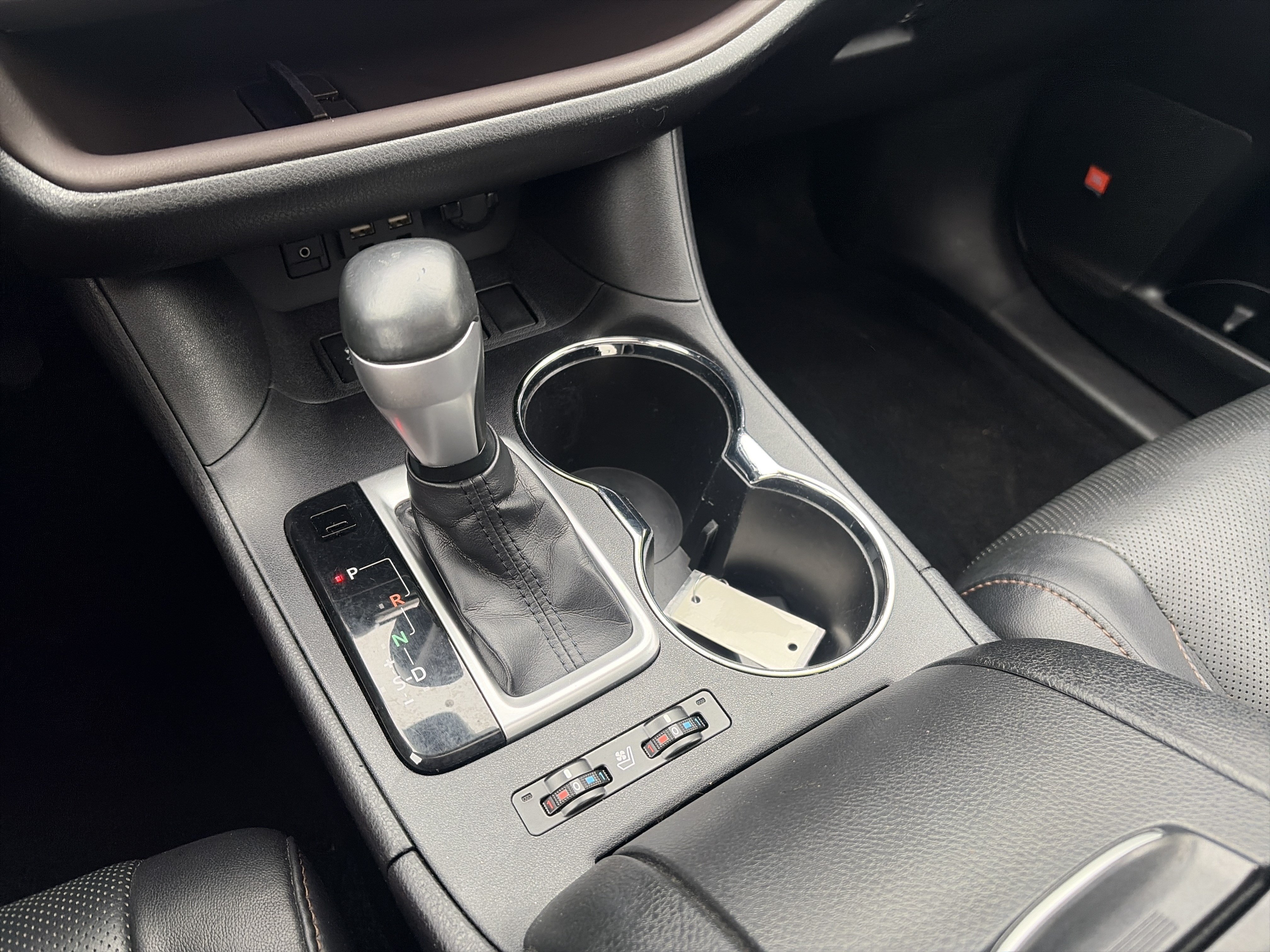 Used 2019 Toyota Highlander Limited AWD/4WD image 43