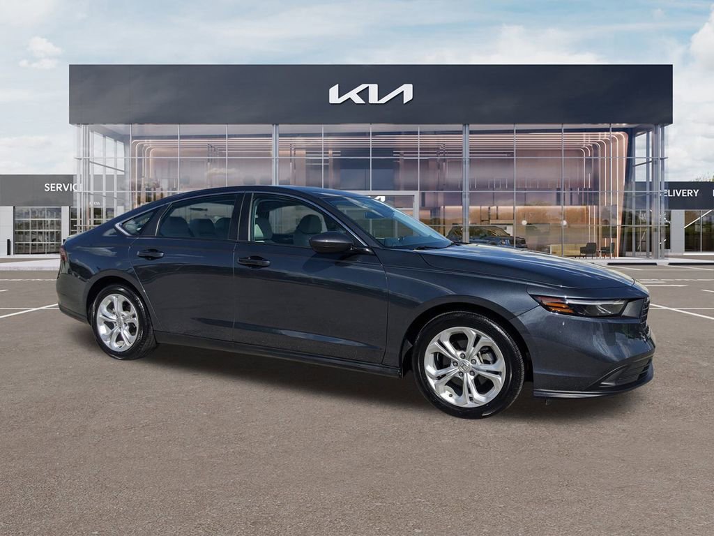 Used 2024 Honda Accord LX image 2