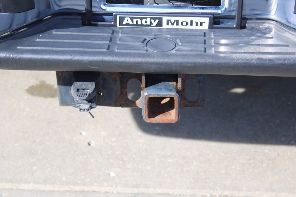 Used 2013 Nissan Titan SL w/ Moonroof Pkg image 10