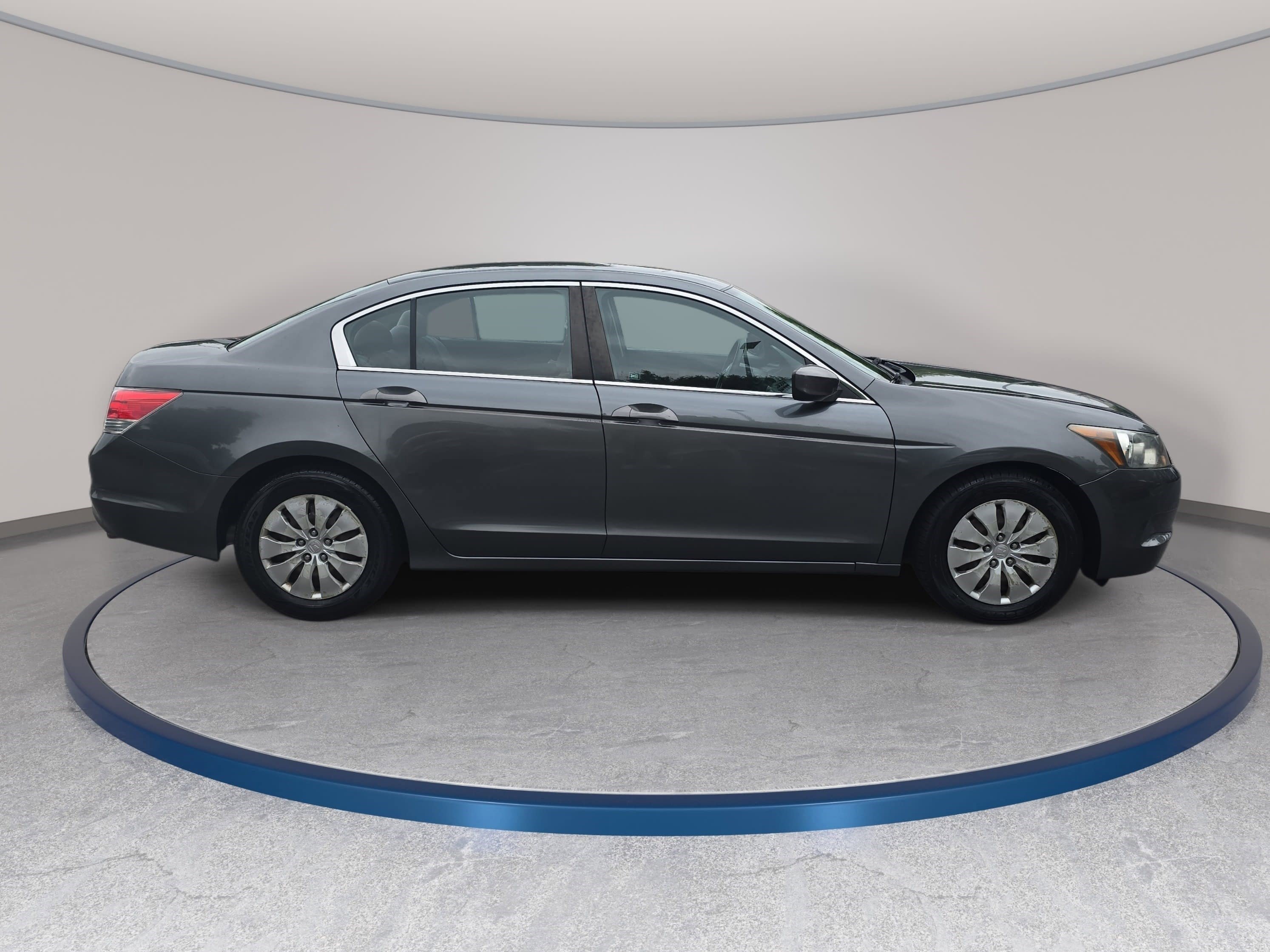 Used 2010 Honda Accord LX image 4